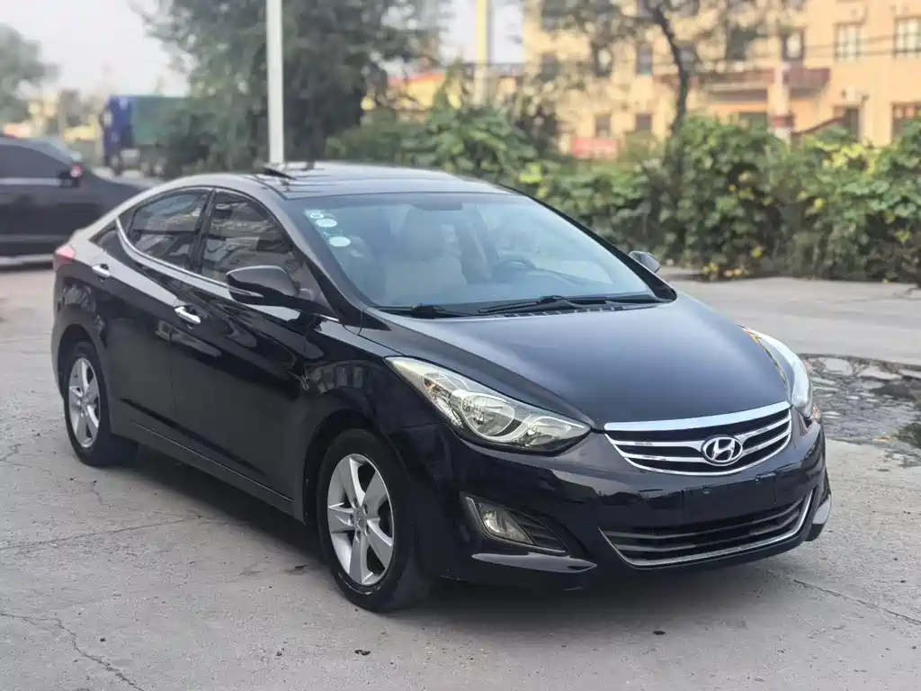 Hyundai Elantra Langdong — миниатюра 3