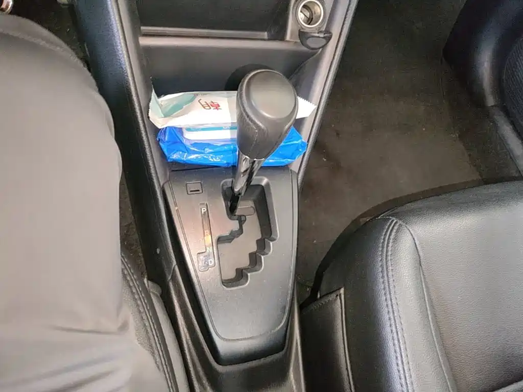 Toyota Yaris L — миниатюра 14