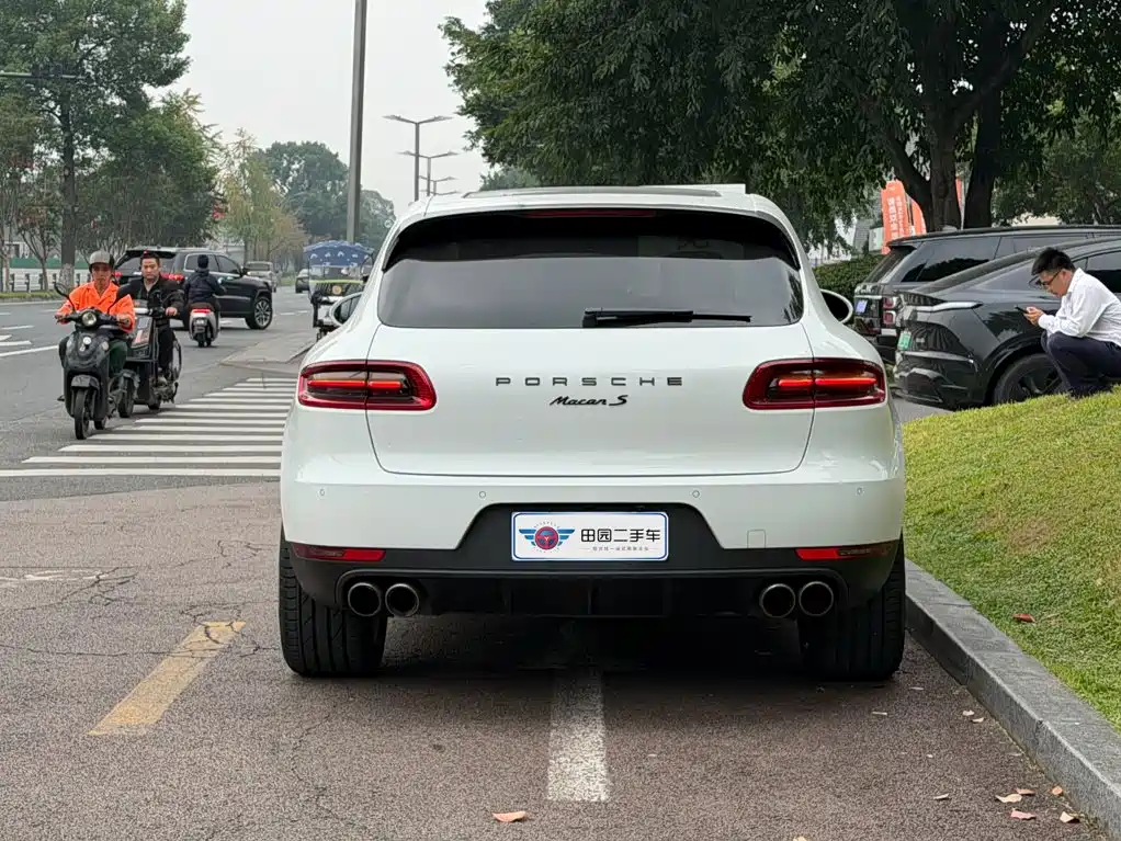 Porsche Macan — миниатюра 5