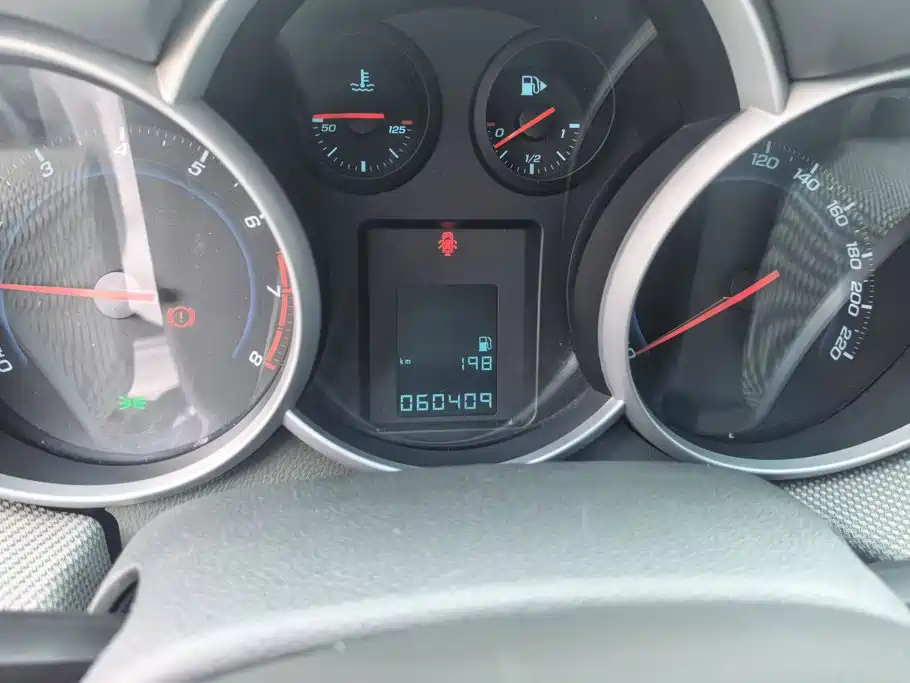 Chevrolet Cruze — миниатюра 14