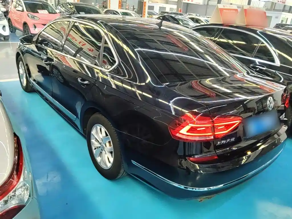 Volkswagen Passat — миниатюра 5