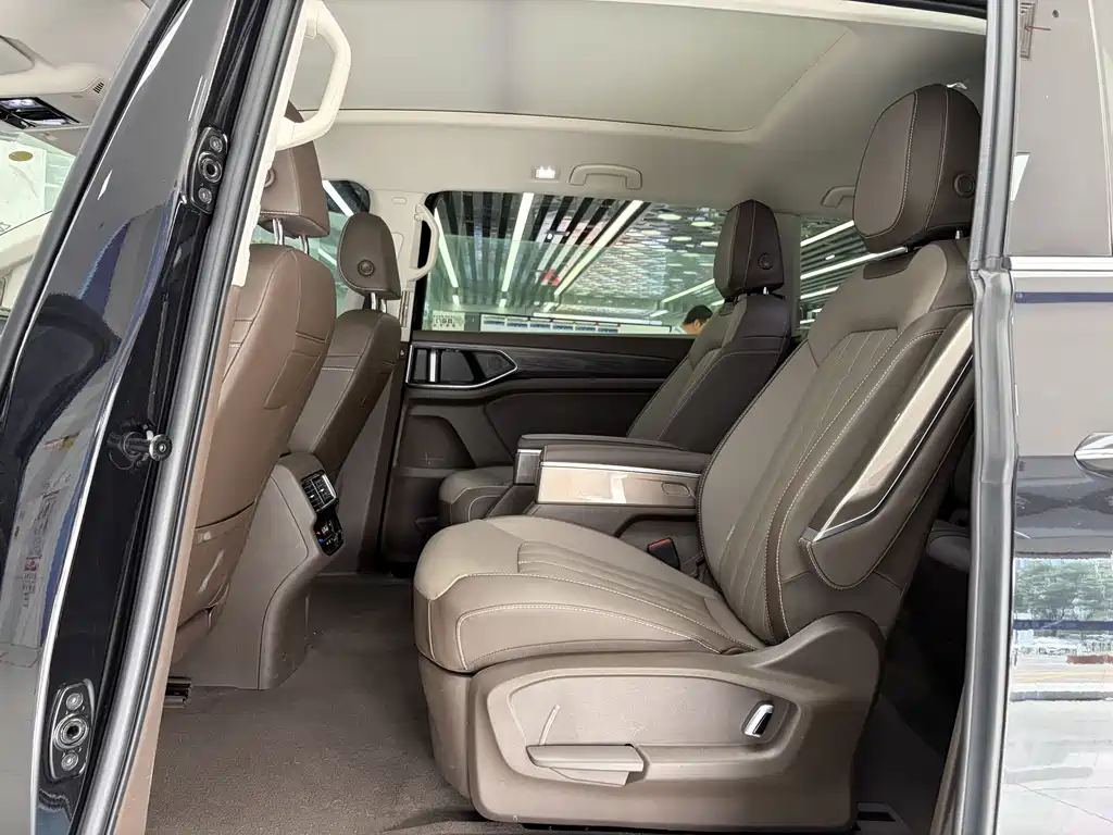 Volkswagen Viloran — миниатюра 15