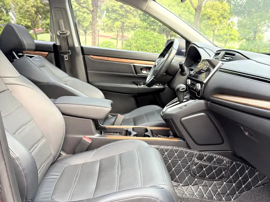 Honda CR-V 2019 240TURBO CVT V
