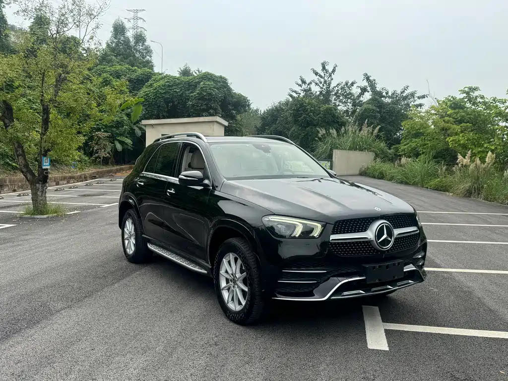 Mercedes-Benz GLE (Import) — миниатюра 3