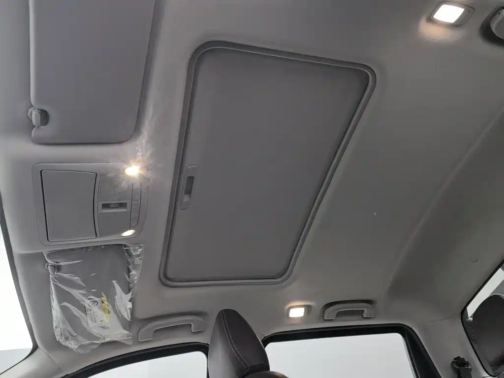 Dongfeng Rich 7 — миниатюра 14
