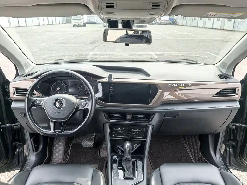 Volkswagen Tharu — миниатюра 10