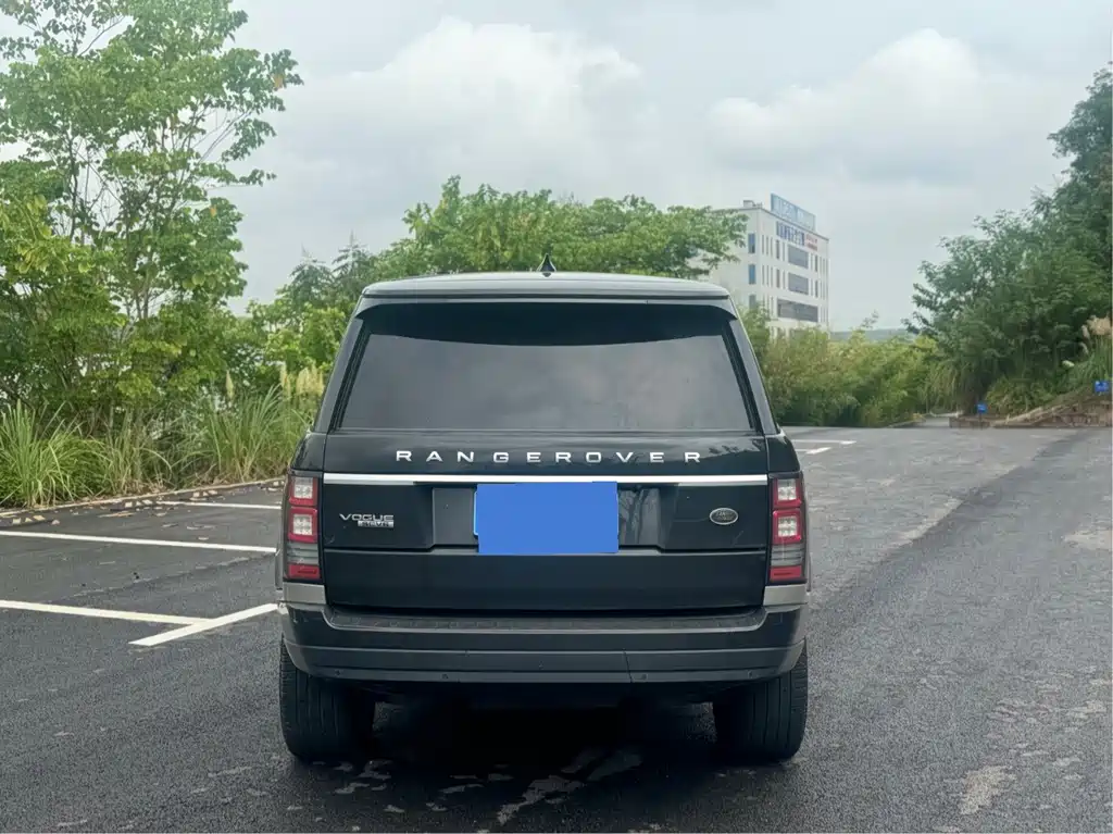 Land Rover Range Rover — миниатюра 5