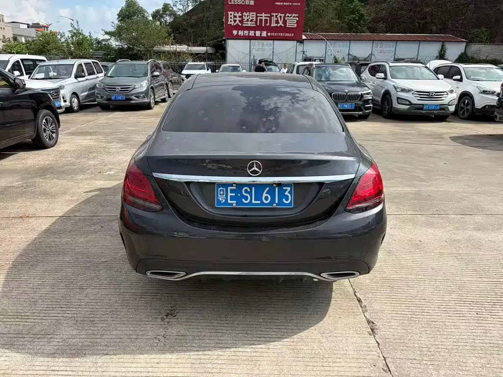 Mercedes-Benz C-Class — миниатюра 8