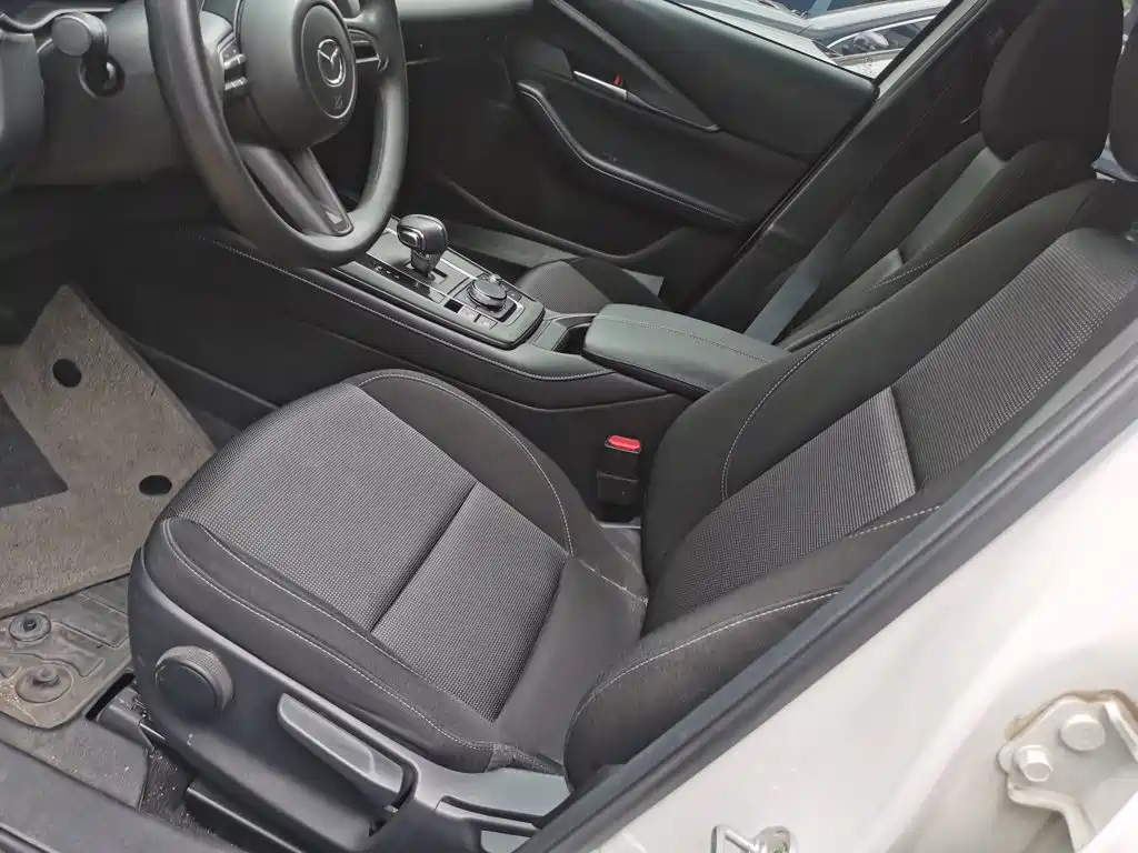 Mazda CX-30 EV — миниатюра 15