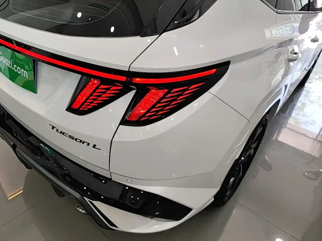 Hyundai Tucson — миниатюра 8