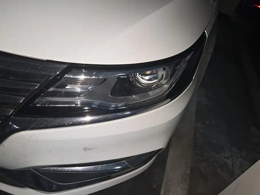 Roewe i6 Classic — миниатюра 5