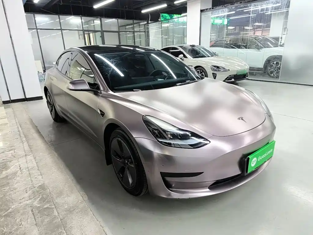 Tesla Model 3 — миниатюра 4