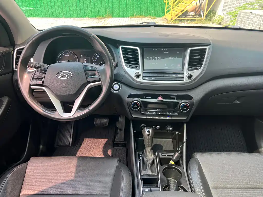 Hyundai Tucson — миниатюра 16