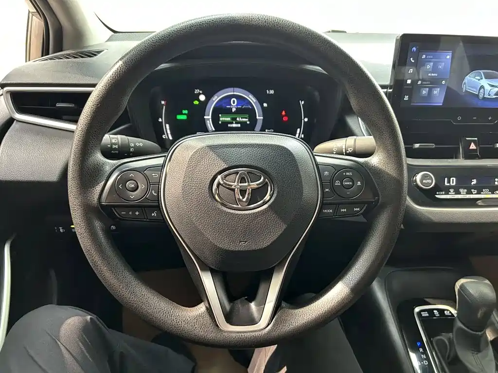 Toyota Corolla — миниатюра 8