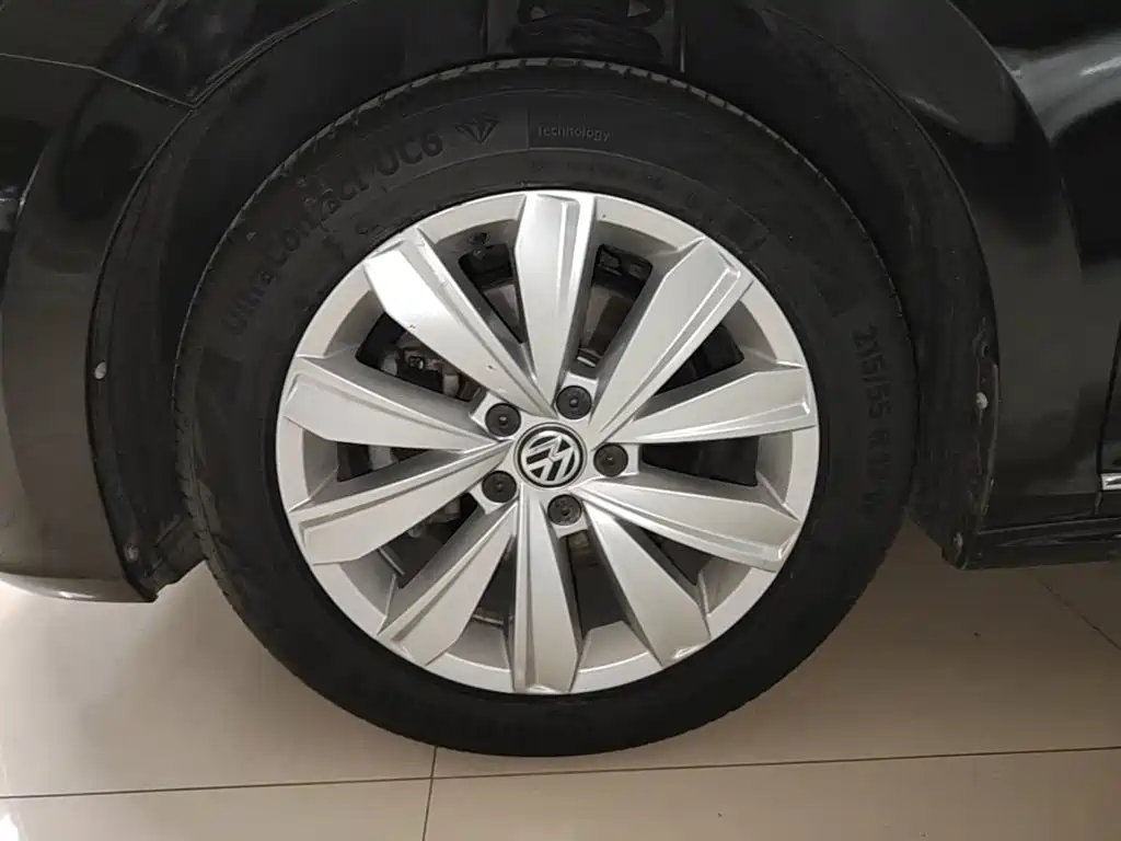 Volkswagen Passat — миниатюра 23