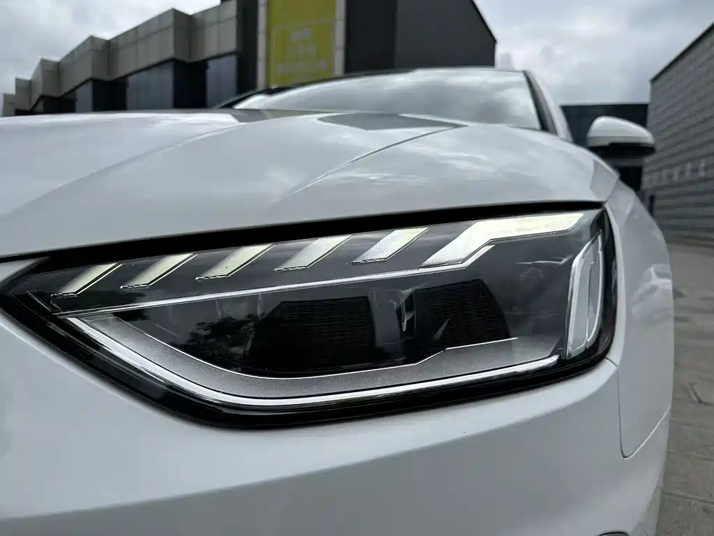 Audi A4L — миниатюра 24