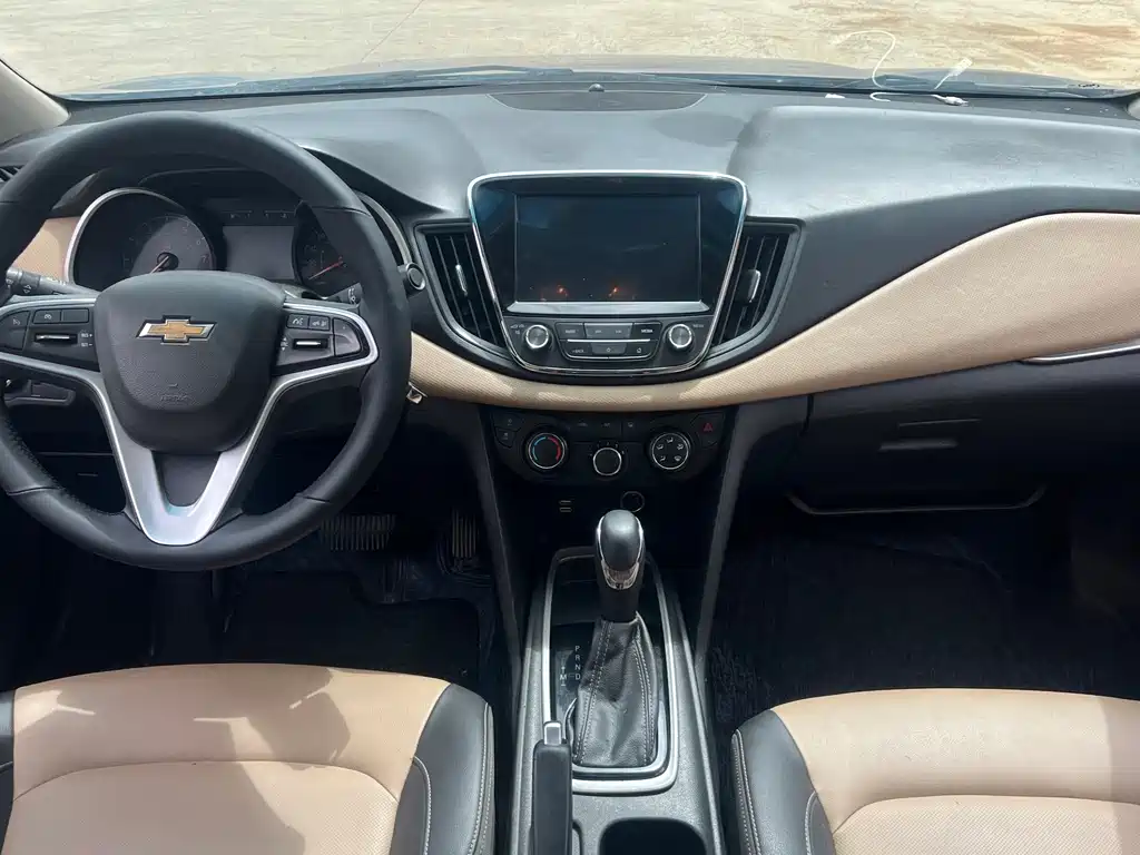 Chevrolet Monza — миниатюра 10