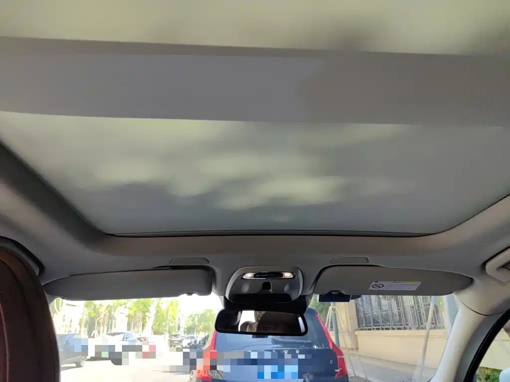 Volvo XC60 — миниатюра 9