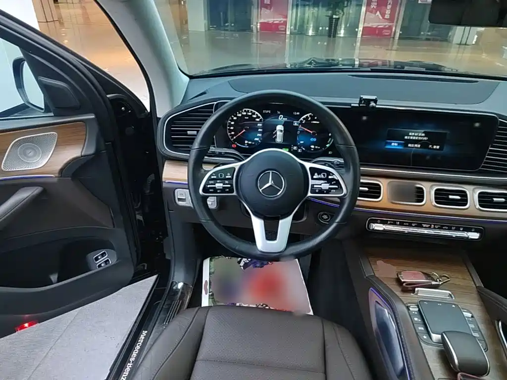Mercedes-Benz GLE New Energy — миниатюра 11