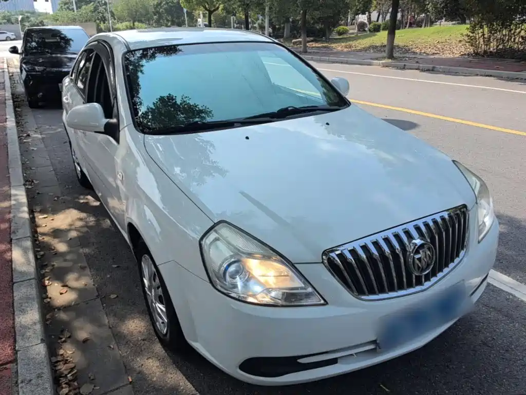 Buick Excelle — миниатюра 4