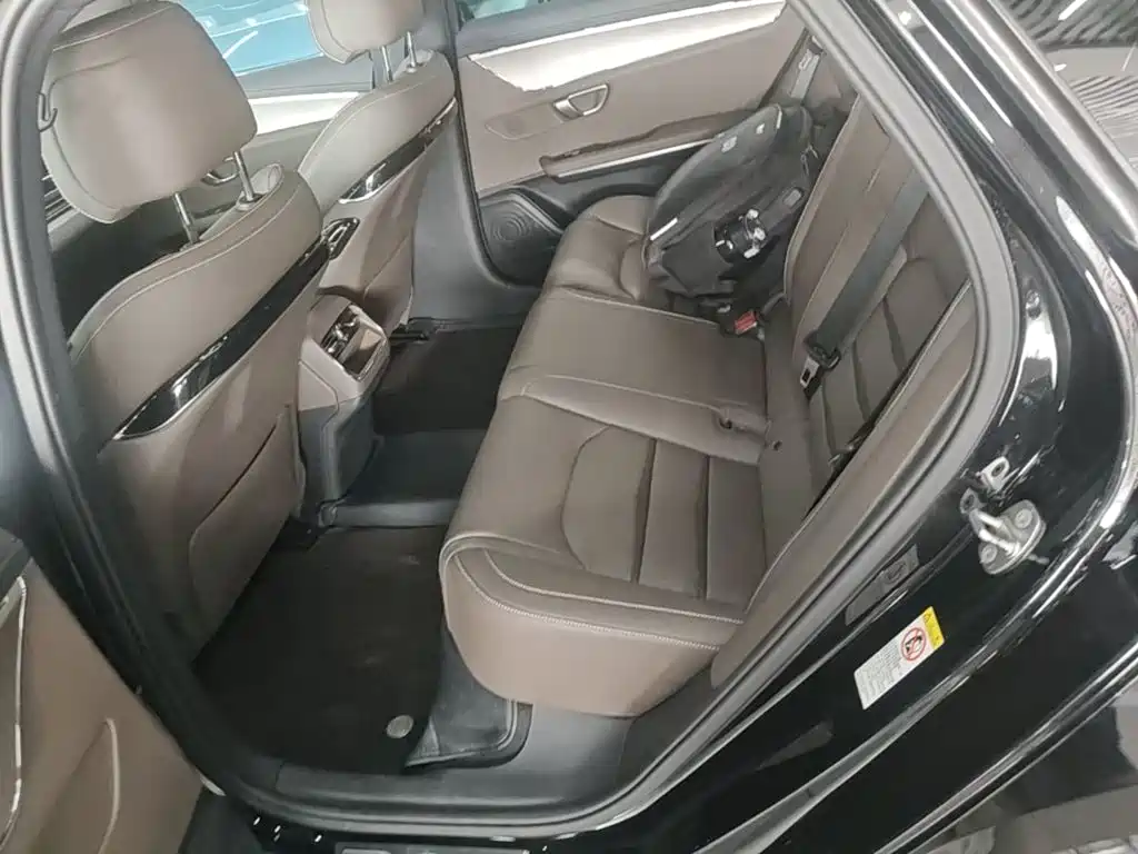 BYD Han — миниатюра 17