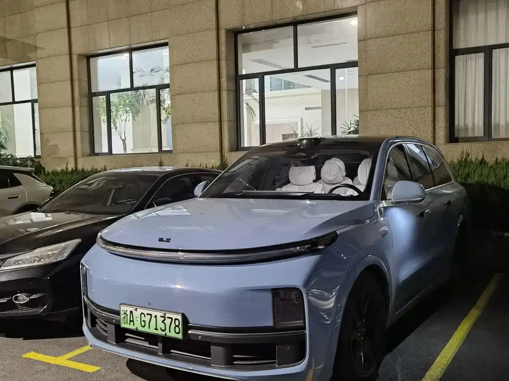 Li Auto Li L8
