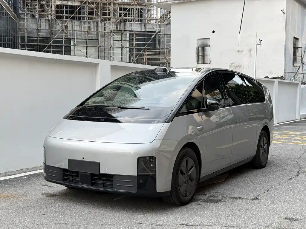 Li Auto Li MEGA