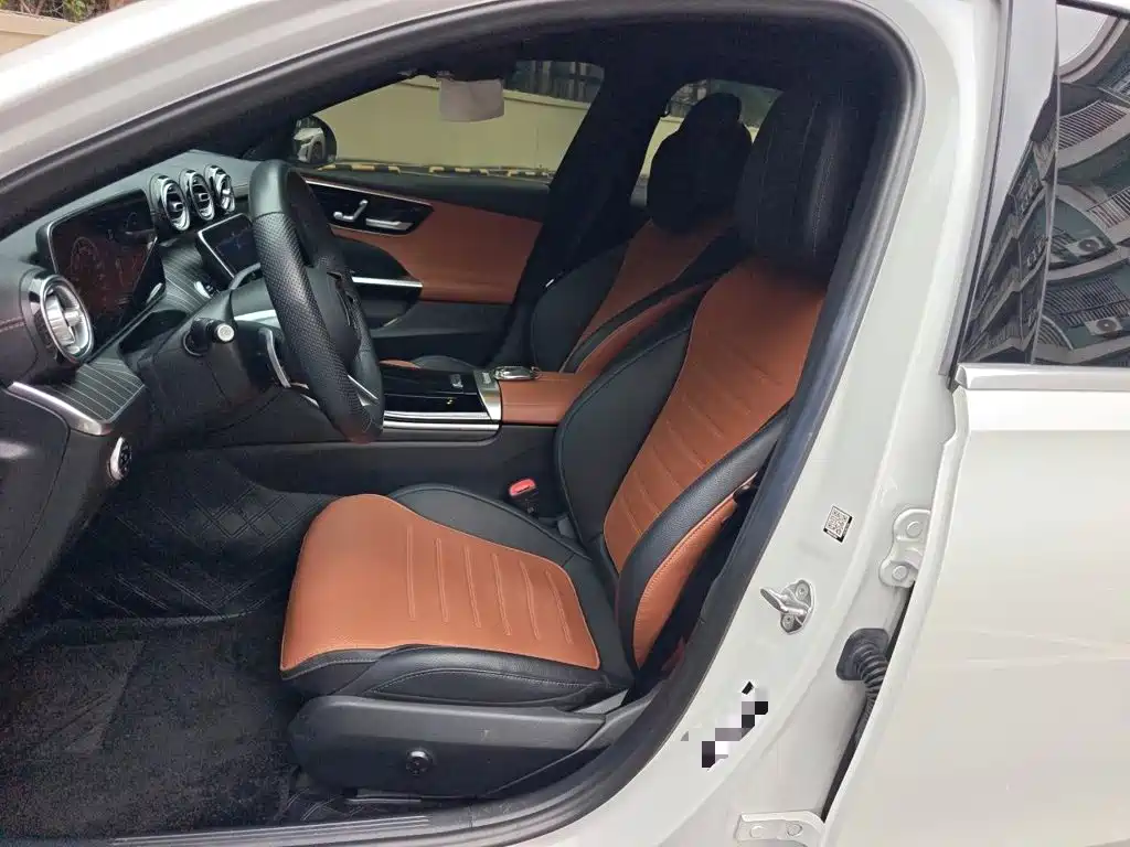 Mercedes-Benz C-Class — миниатюра 8