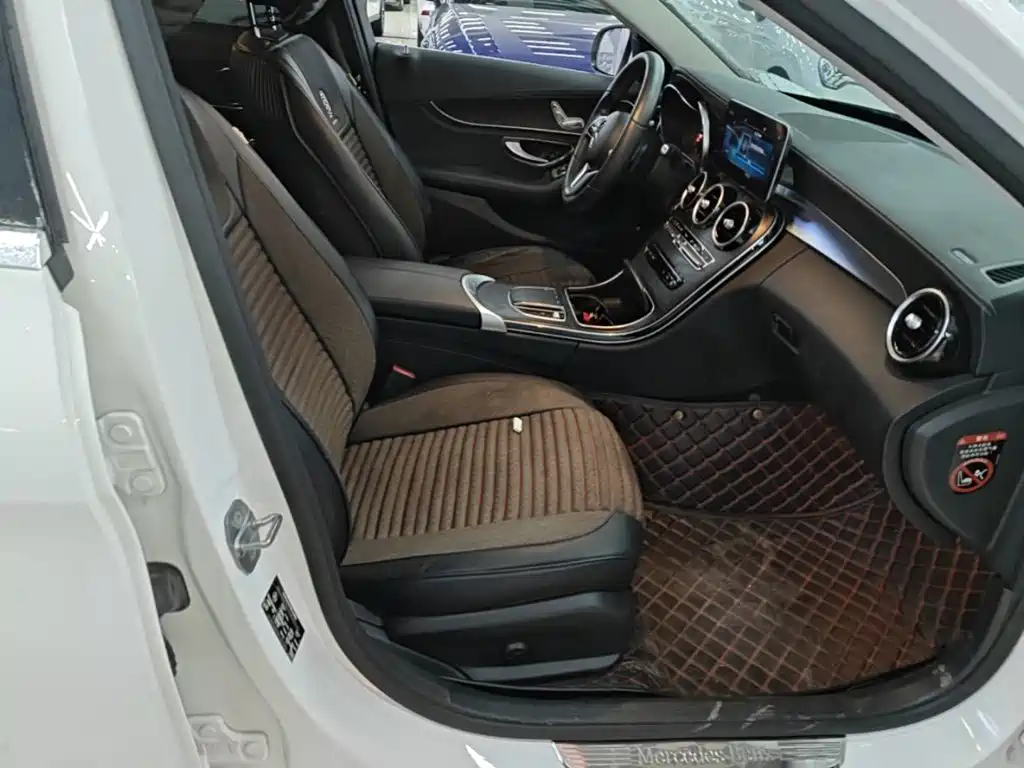 Mercedes-Benz C-Class — миниатюра 25