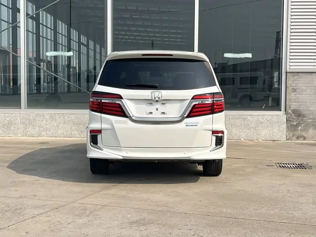 Honda Elysion — миниатюра 5