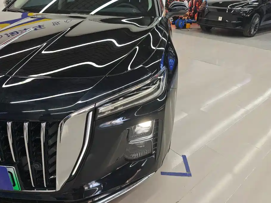 Hongqi Hongqi H5 PHEV — миниатюра 5