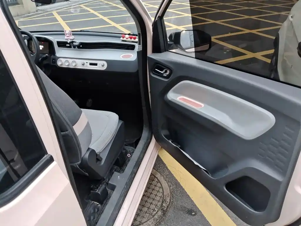 Wuling MINIEV — миниатюра 19