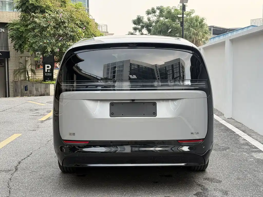 Li Auto Li MEGA — миниатюра 5