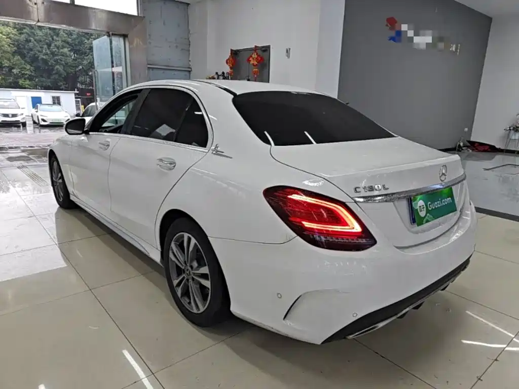 Mercedes-Benz C-Class — миниатюра 5