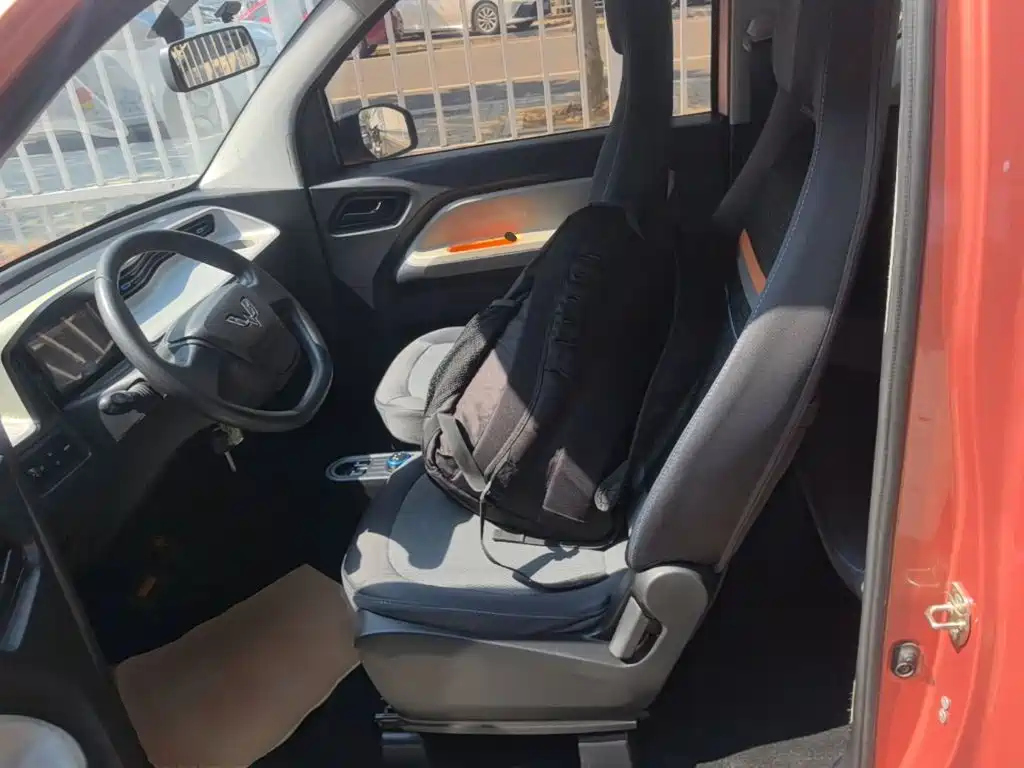 Wuling MINIEV — миниатюра 17