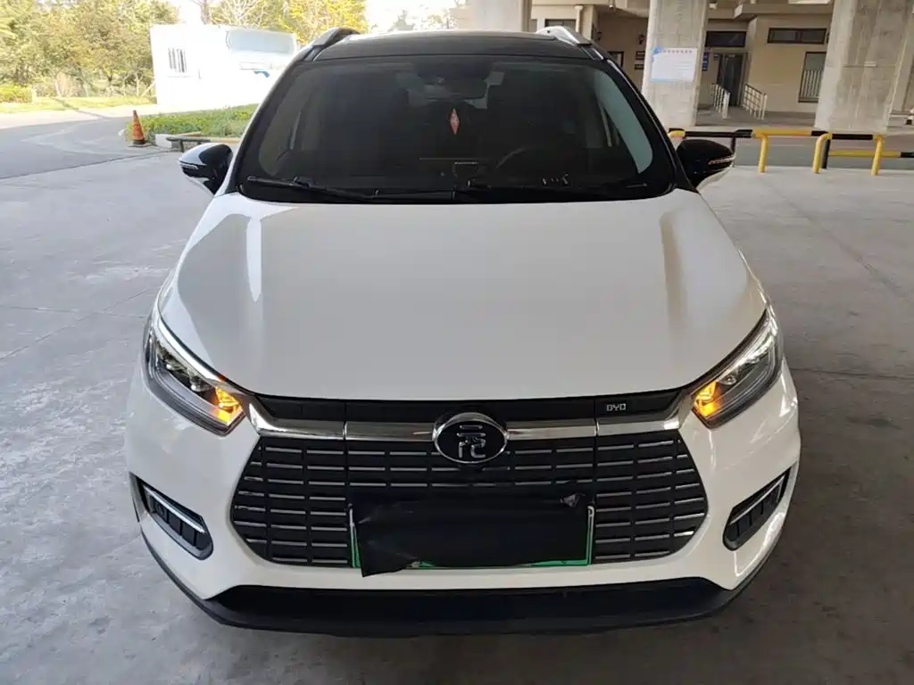BYD Yuan EV — миниатюра 3