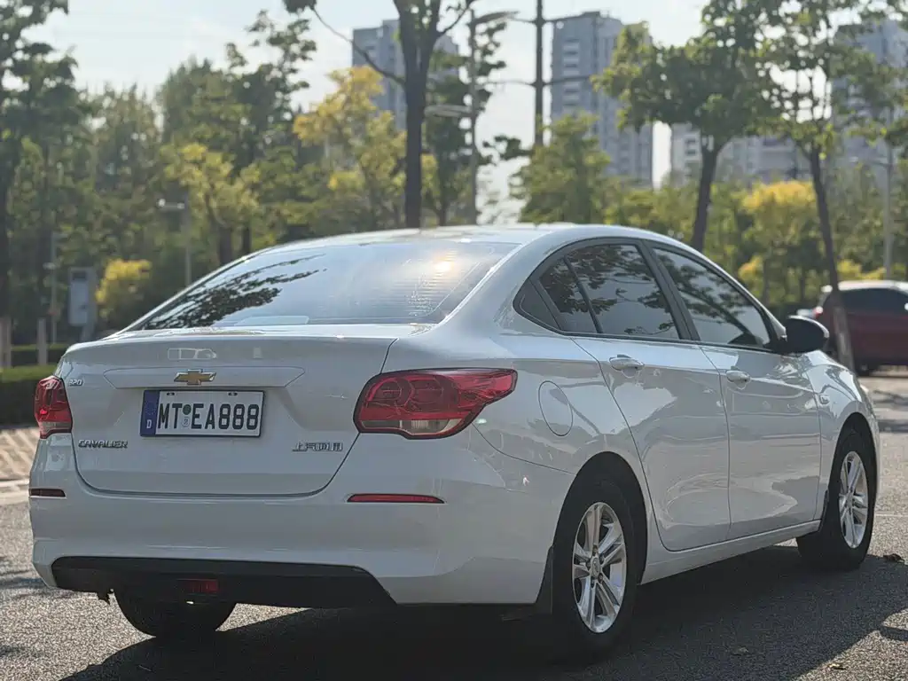 Chevrolet Cavalier — миниатюра 6