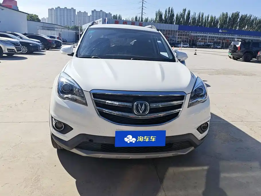 Changan CS35 — миниатюра 2