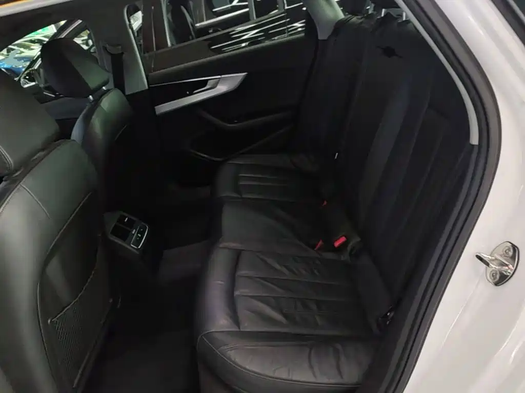 Audi A4L — миниатюра 17