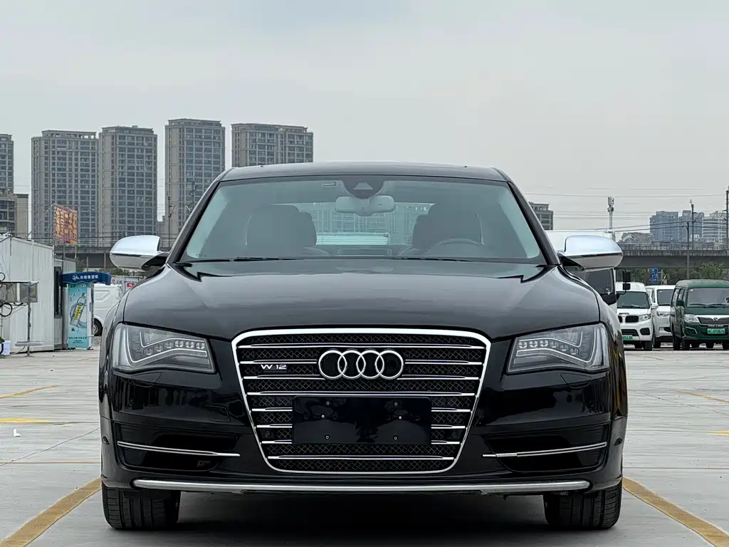 Audi S8 2013 S8 4.0TFSI quattro
