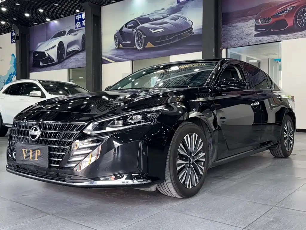 Nissan Teana 2023