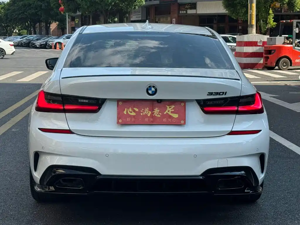 BMW 3 Series — миниатюра 5