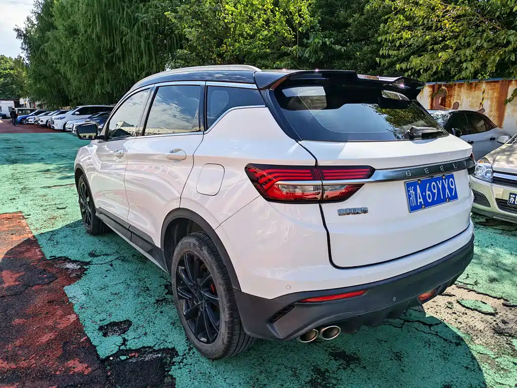 Geely Binyue — миниатюра 6