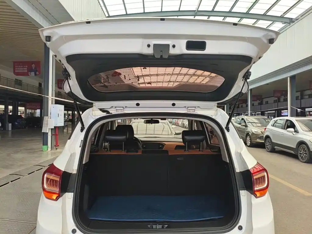 Landwind Landwind X2 — миниатюра 19