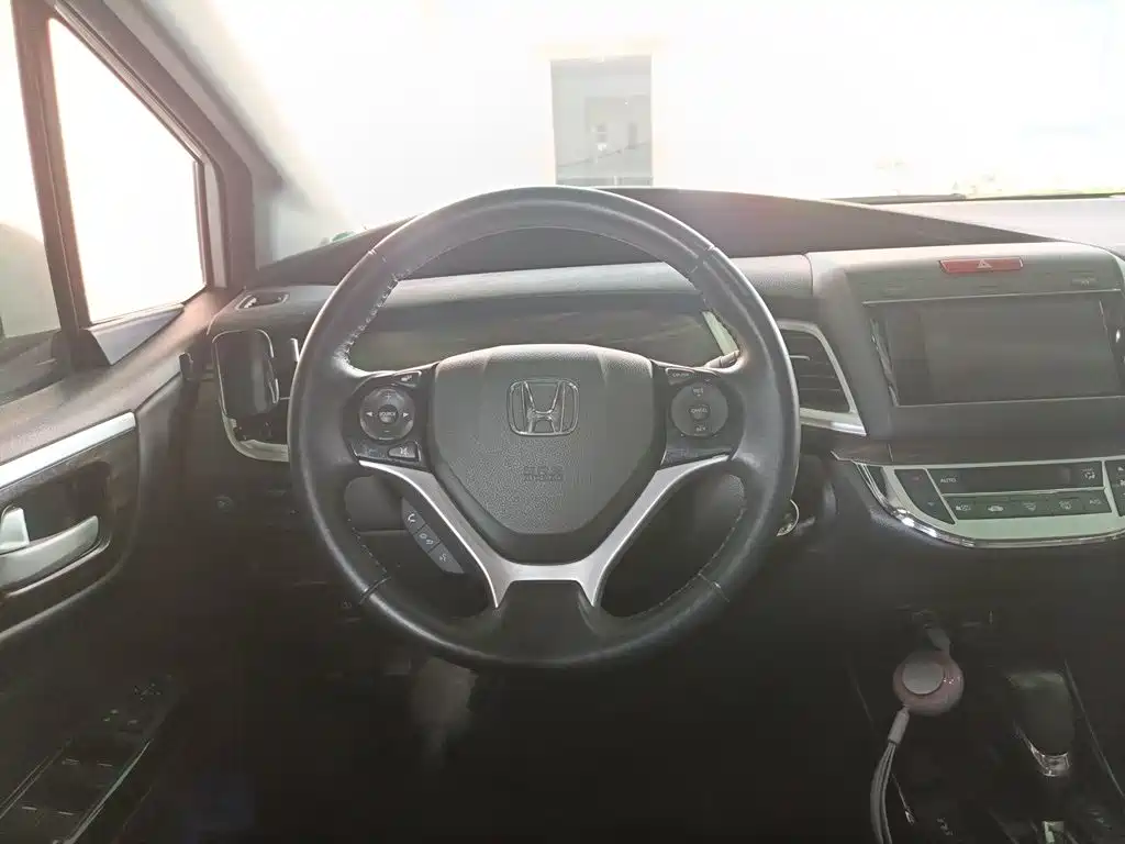 Honda Jade — миниатюра 6