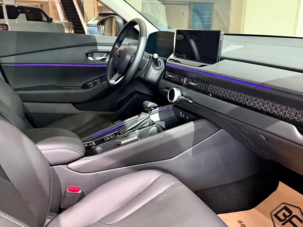 Honda Accord — миниатюра 11