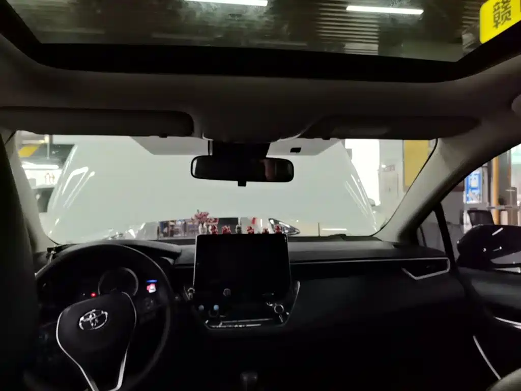 Toyota Corolla — миниатюра 18