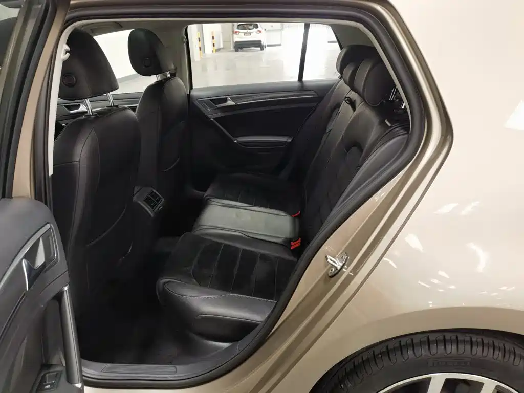 Volkswagen Golf — миниатюра 15