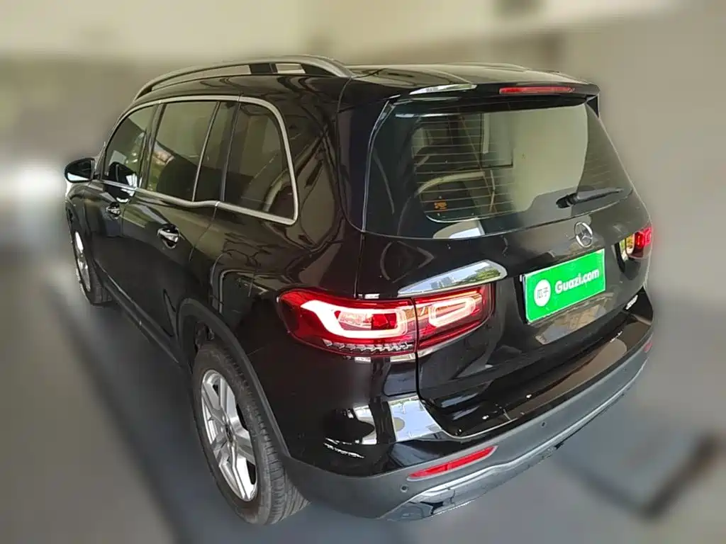 Mercedes-Benz GLB — миниатюра 7