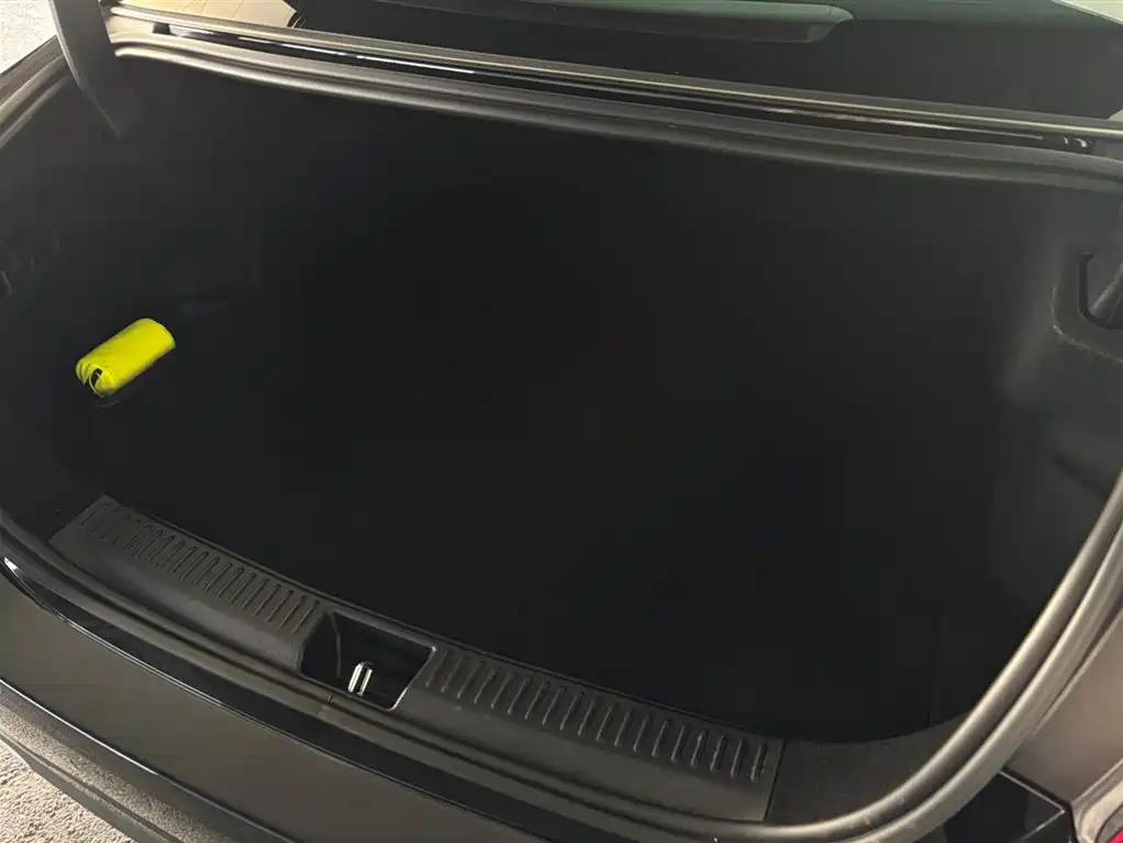 MERCEDES-BENZ E CLASS NEW ENERGY